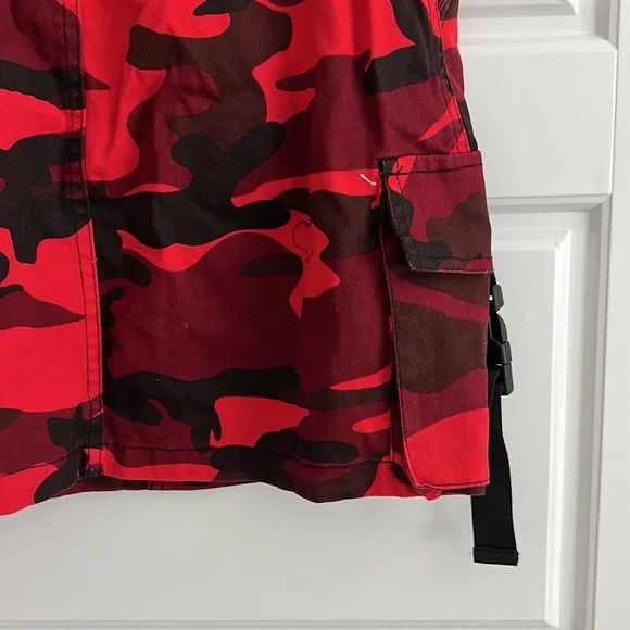 C'est Toi Camo Mini Skirt - Picture 3 of 6